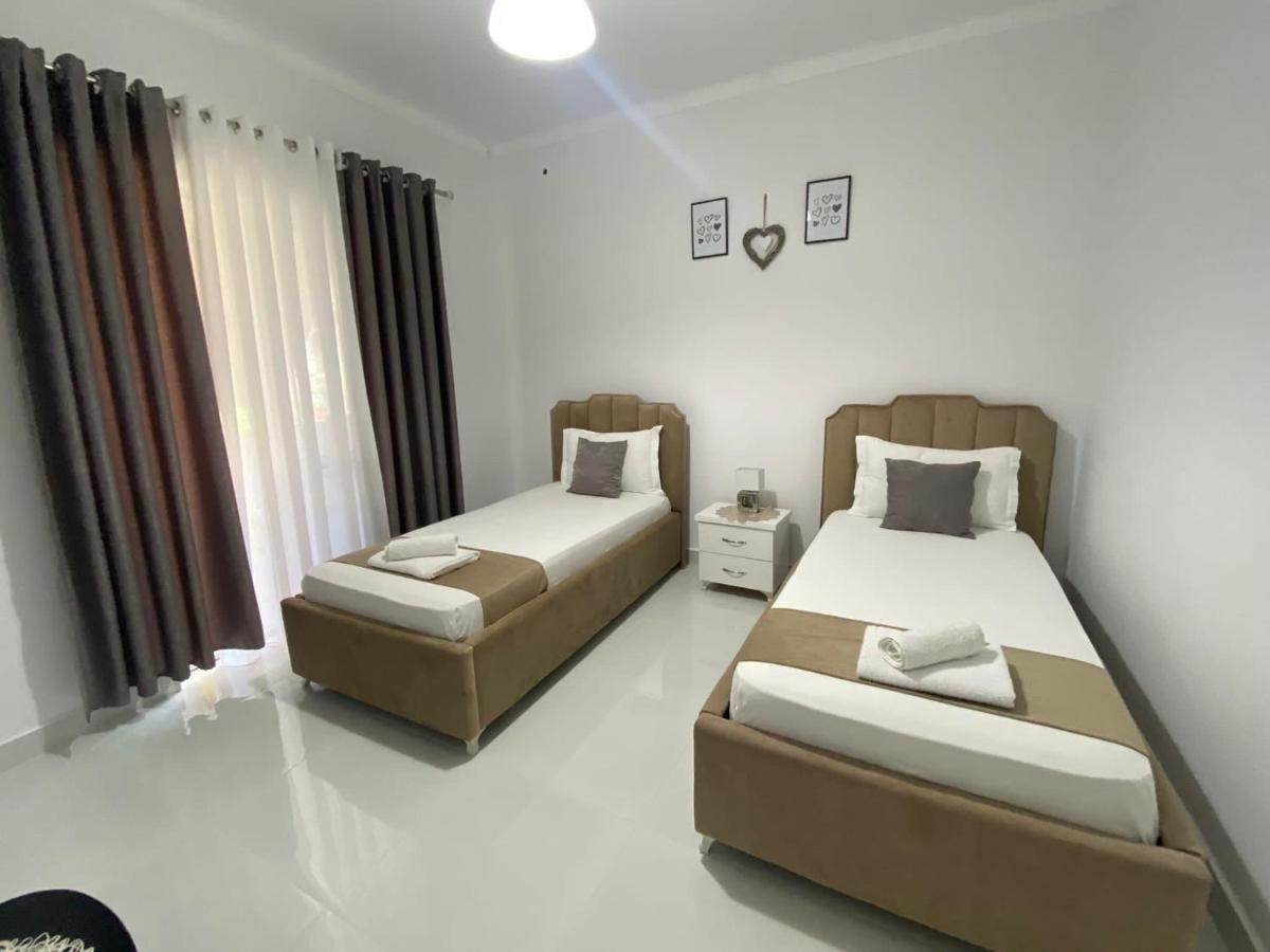 Ona Apartament Sarande Exterior photo